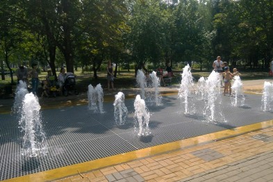 В Южном парке Белгорода заработал контактный фонтан В Южном парке Белгорода заработал контактный фонтан