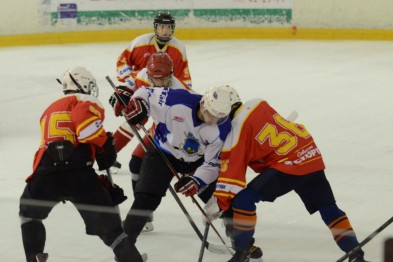Белгородские хоккеисты обменялись победой и поражением с липчанами