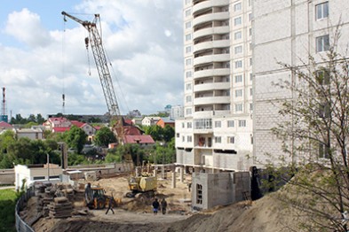В Белгородской области стали больше тратить на строительство жилья, но меньше строить