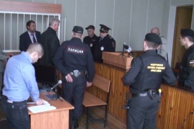 Белгородский суд приговорил воронежского начальника УФМС к восьми годам тюрьмы и штрафу свыше 70 миллионов рублей