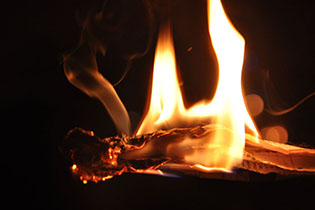 В Белгороде минувшей ночью сгорели «Мерседес» и «Газель»