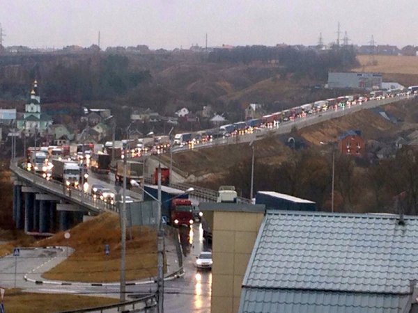 Очередная забастовка дальнобойщиков в Белгороде собрала более 200 грузовиков
