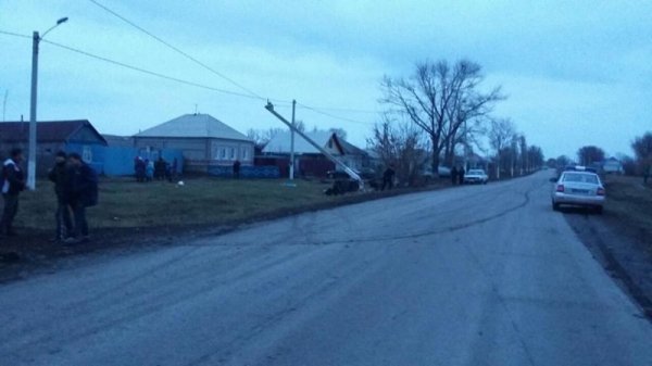 В результате столкновения «копейки» и грузовика под Белгородом погиб водитель фуры