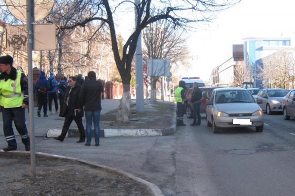 В Белгороде сбили дорожную работницу