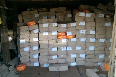 Белгородские пограничники задержали 15 тонн сыра