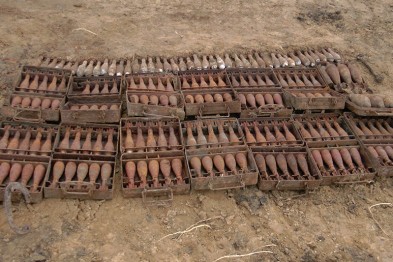 Под Белгородом тракторист отрыл 176 миномётных мин