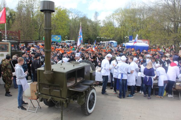 Кадеты прошли парадом по главной площади Белгорода