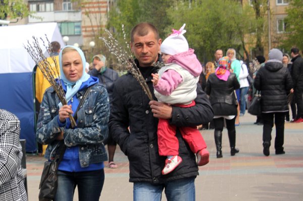 Православные белгородцы отпраздновали Вербное воскресенье