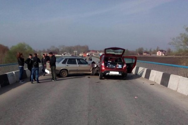 В Белгородской области пьяный камазист протаранил машину и скрылся