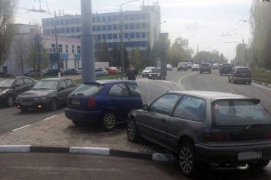 В Белгороде не разъехались автомобилистки на «Хондах»