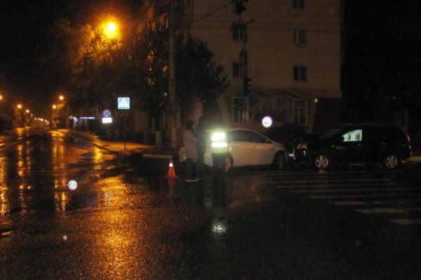 В Белгороде автоледи спровоцировала ДТП с четырьмя машинами