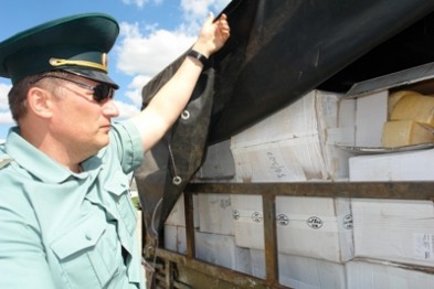В Белгороде бойцы СОБРа с погоням задержали «сырных» контрабандистов