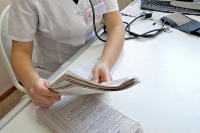 Белгородский врач попался на взятке за липовый больничный