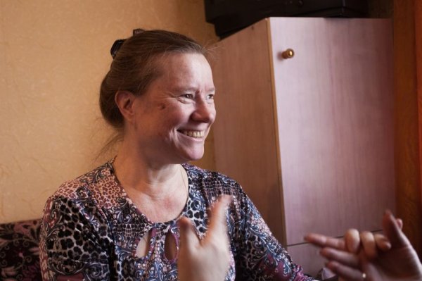 Кожа, которой я живу. Как пытаются быть счастливыми слепоглухие люди