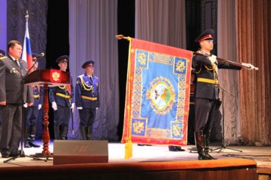 Белгородскому УФСИН вручили символ воинской чести – собственное знамя