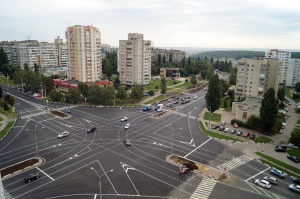 Белгородские водители: Новичкам лучше объезжать перекрёсток на Ватутина-Губкина