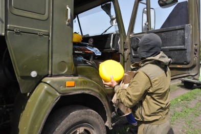 Люди в масках уничтожили 11 тонн сыра под Белгородом