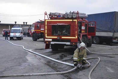В Белгороде потушили пожар в производственном здании