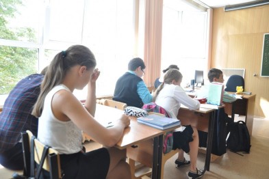 Белгородским школам не хватает учителей иняза, химии и биологии