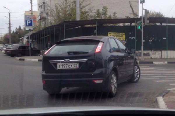 Белгородским автомобилистам выдают крымские номера