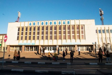 С 1 января школьники и студенты смогут ездить в автобусах за полцены