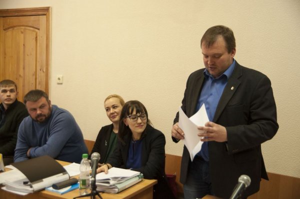 «Опасный иск с охлаждающим эффектом». В процессе Технолога против блогера и студентов прошли прения сторон