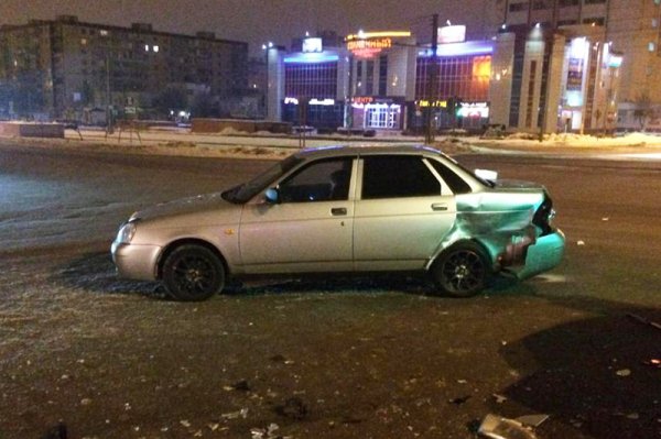 В Старом Осколе виновник тройного ДТП скрылся с места происшествия