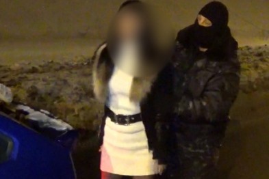 В Белгороде полицейские задержали трёх проституток и сутенёра