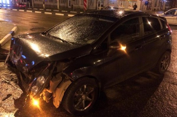 В Белгороде начинающий водитель устроил ДТП с двумя пострадавшими