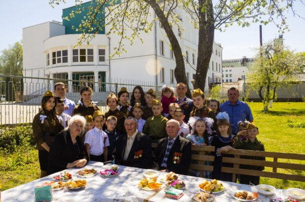 Профсоюз «Правда» и социально-реабилитационный центр поздравили ветеранов